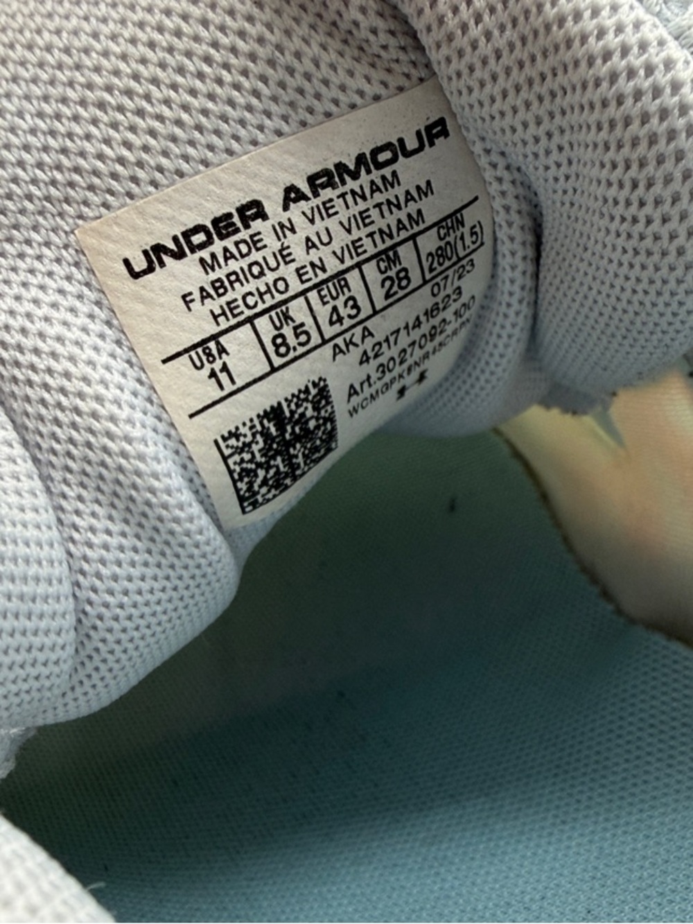 Under Armour Light Gray Sneakers with Blue Logo and Speckled Sole - Picture 6 of 10